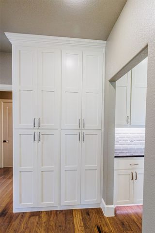 121 County Road 2571, Alvord, TX 76225