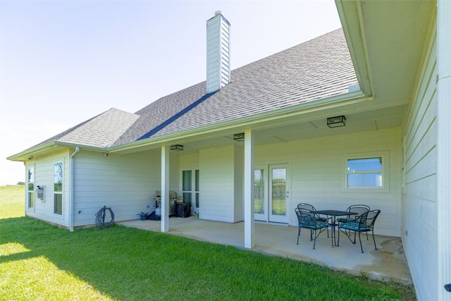 121 County Road 2571, Alvord, TX 76225