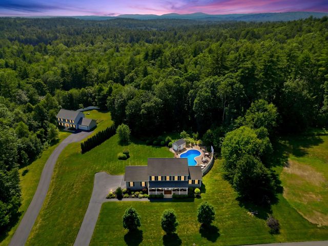 9 Conservation Drive, Merrimack, NH 03054