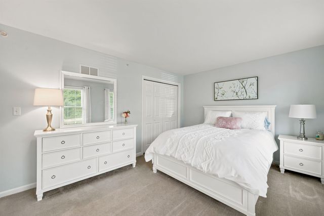 9 Conservation Drive, Merrimack, NH 03054