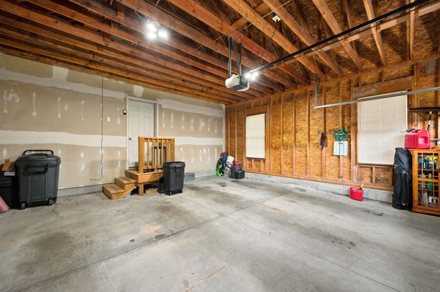 9 Conservation Drive, Merrimack, NH 03054
