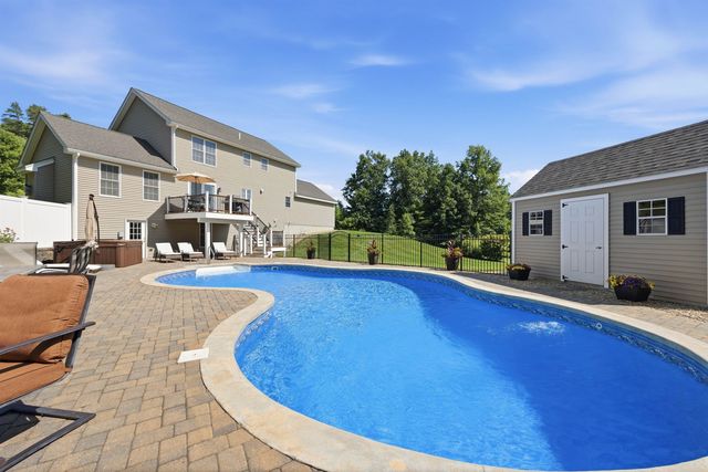 9 Conservation Drive, Merrimack, NH 03054