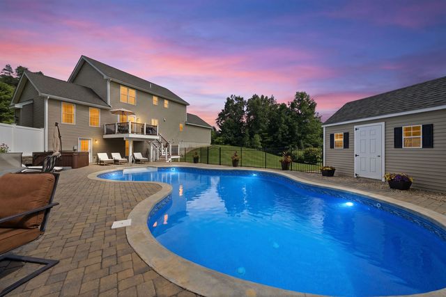 9 Conservation Drive, Merrimack, NH 03054