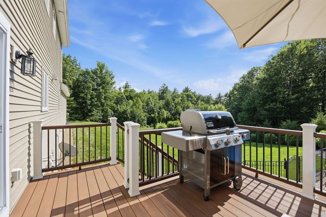 9 Conservation Drive, Merrimack, NH 03054