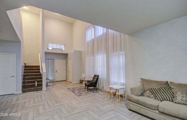 9133 W RAYMOND Street, Tolleson, AZ 85353