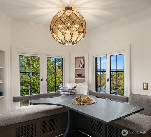 3220 Sierra Drive S, Seattle, WA 98144