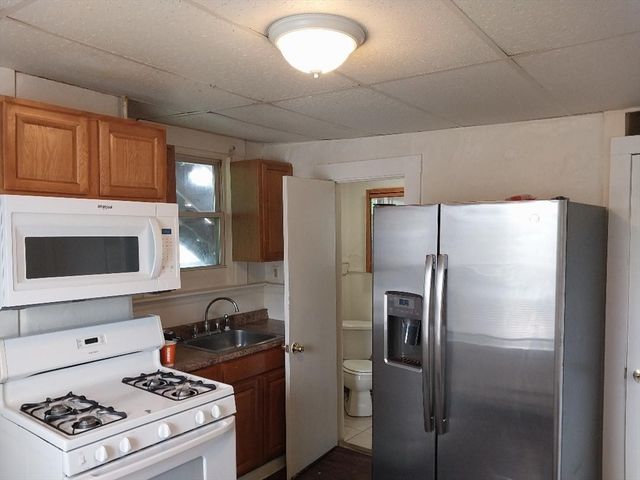 30 Cooper St 2L, Lynn, MA 01905