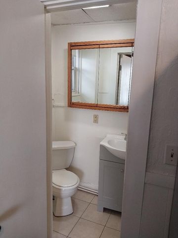 30 Cooper St 2L, Lynn, MA 01905