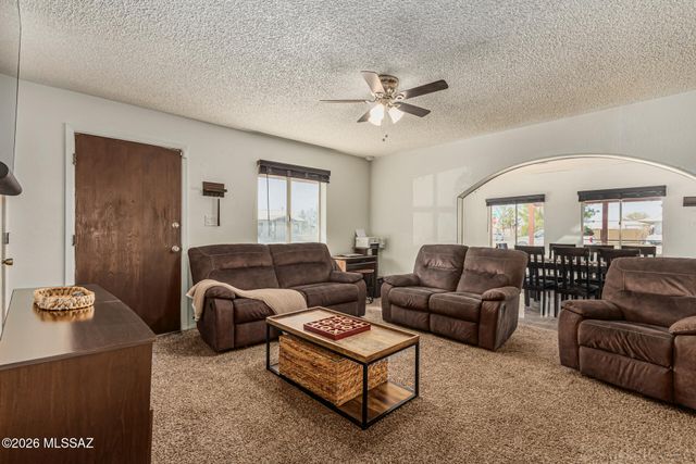 219 S Bisbee Avenue, Willcox, AZ 85643