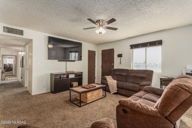 219 S Bisbee Avenue, Willcox, AZ 85643