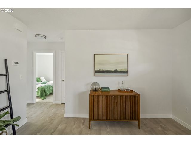 4750 Sw LARCH Dr, Beaverton, OR 97005