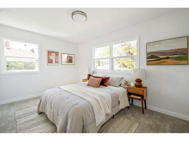 4750 Sw LARCH Dr, Beaverton, OR 97005