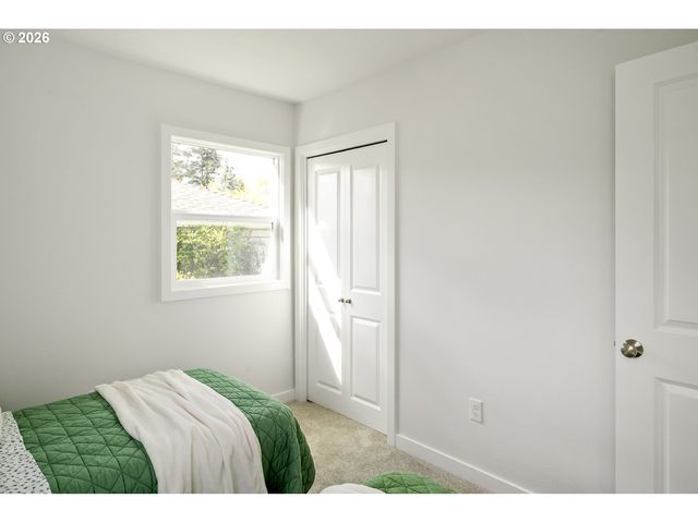 4750 Sw LARCH Dr, Beaverton, OR 97005