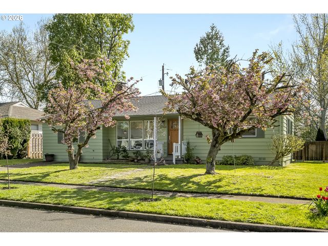 4750 Sw LARCH Dr, Beaverton, OR 97005