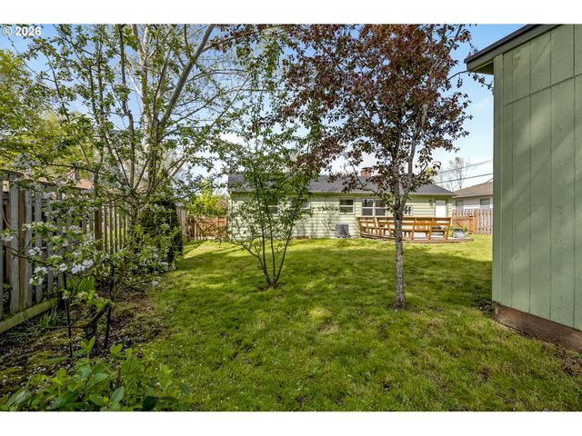 4750 Sw LARCH Dr, Beaverton, OR 97005