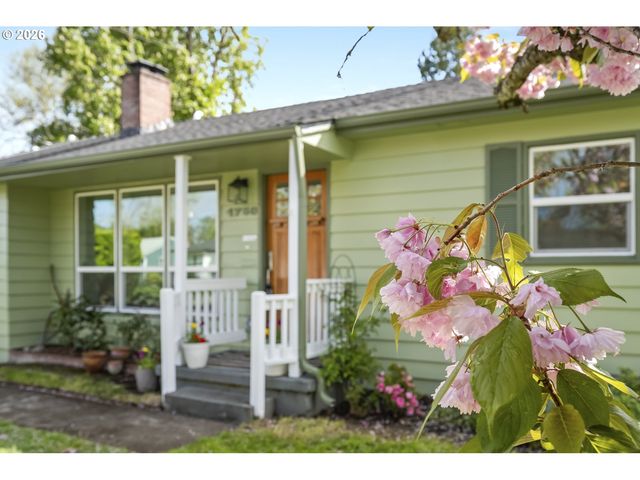 4750 Sw LARCH Dr, Beaverton, OR 97005