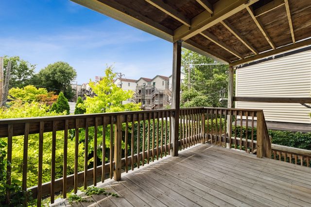 616 S Oakley Boulevard 2, Chicago, IL 60612