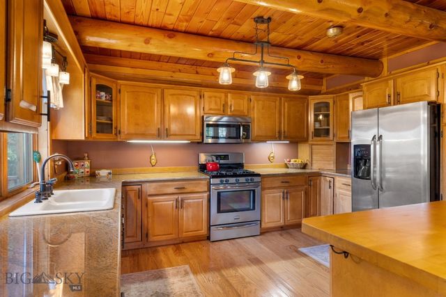 7020 Jade Street, Bozeman, MT 59715
