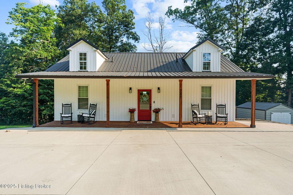 385 Bentwood Ln, Falls Of Rough, KY 40119