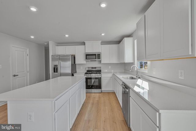 35 EAGLE DR, Gettysburg, PA 17325