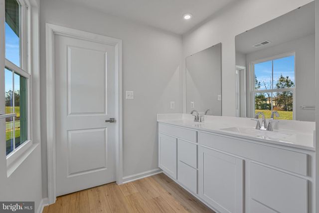 35 EAGLE DR, Gettysburg, PA 17325