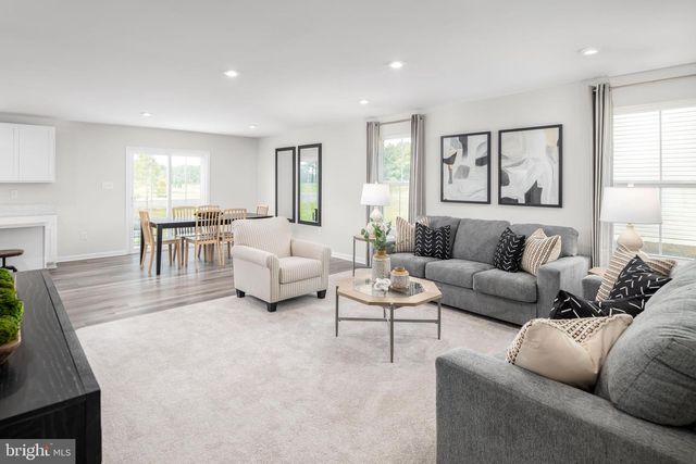 35 EAGLE DR, Gettysburg, PA 17325