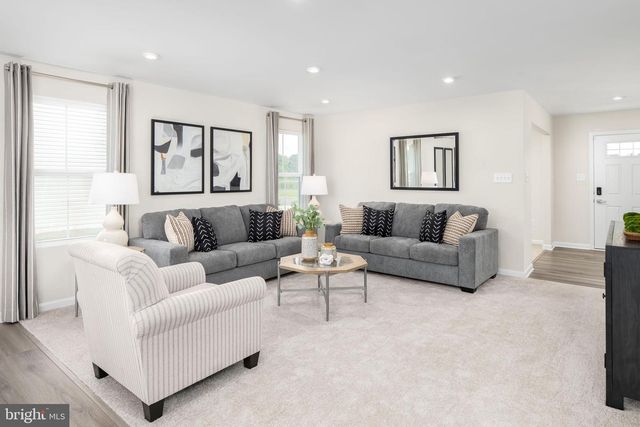 35 EAGLE DR, Gettysburg, PA 17325