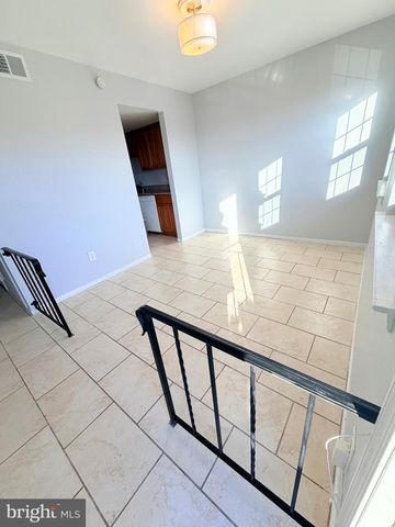 230 HOLLY DR, King Of Prussia, PA 19406