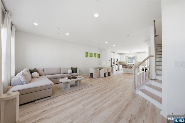 69 Truman Drive 2507, Wood Ridge, NJ 07075