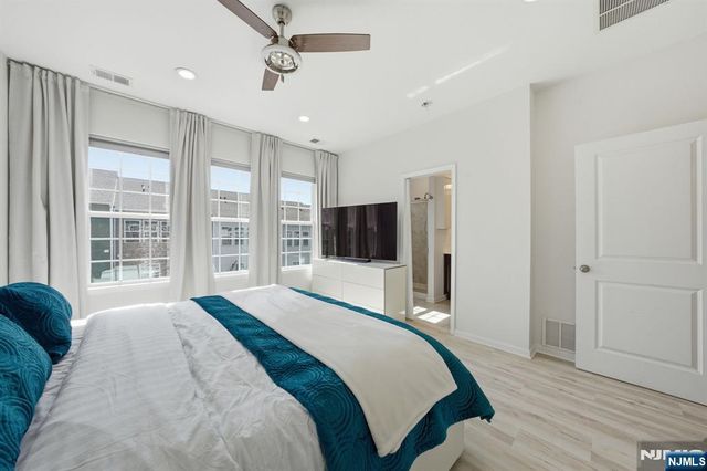 69 Truman Drive 2507, Wood Ridge, NJ 07075