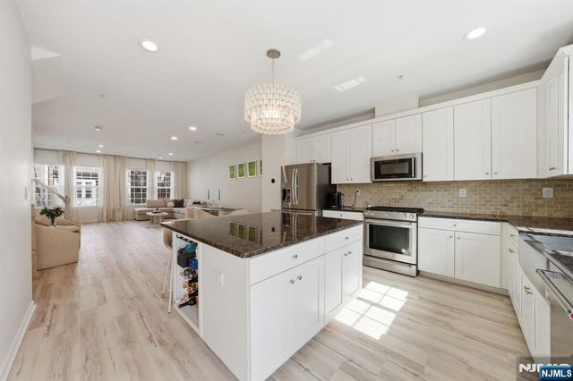 69 Truman Drive 2507, Wood Ridge, NJ 07075