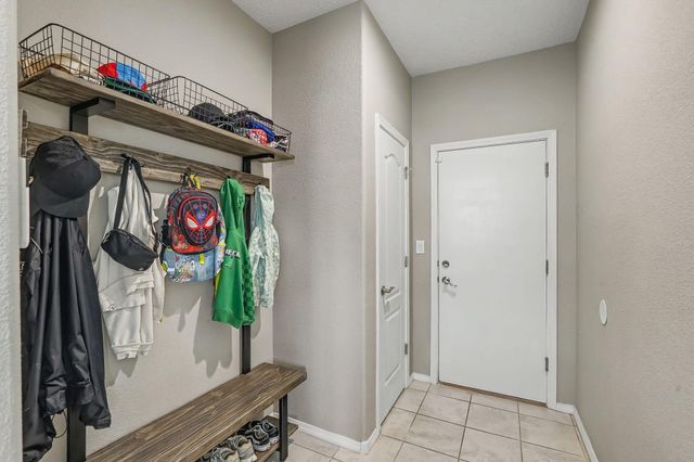 8828 Wind Sock Road NW, Albuquerque, NM 87120