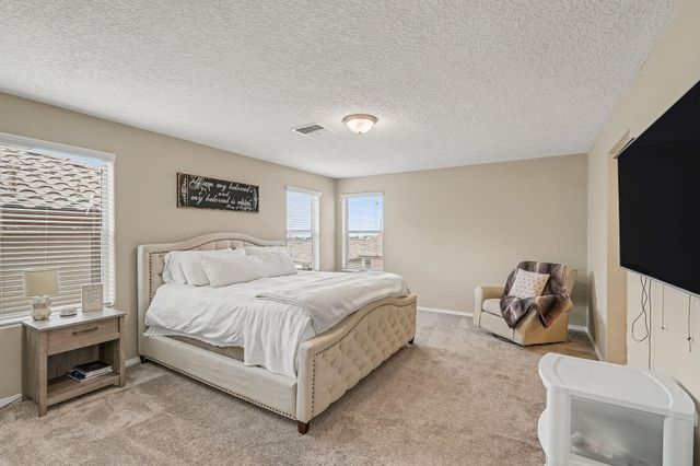 8828 Wind Sock Road NW, Albuquerque, NM 87120