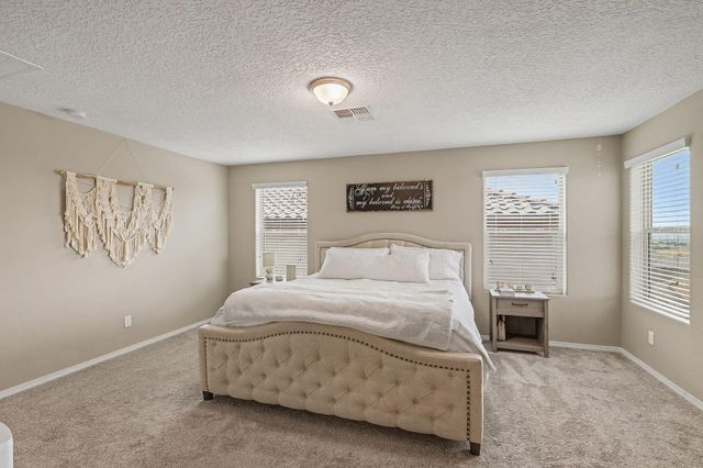 8828 Wind Sock Road NW, Albuquerque, NM 87120