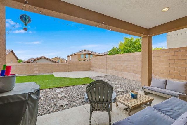 8828 Wind Sock Road NW, Albuquerque, NM 87120