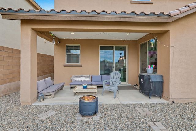 8828 Wind Sock Road NW, Albuquerque, NM 87120