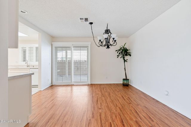 2225 W Avenue K12, Lancaster, CA 93536