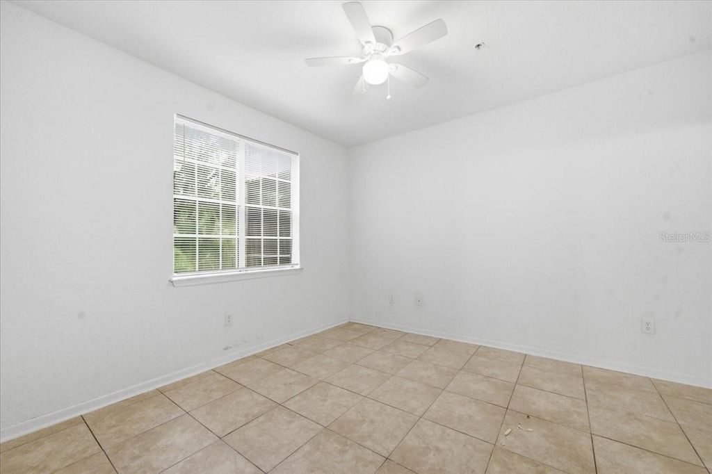 Image 22 of property listing at 17104 CARRINGTON PARK DRIVE 516, Tampa, FL 33647