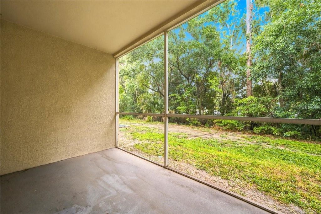 Image 25 of property listing at 17104 CARRINGTON PARK DRIVE 516, Tampa, FL 33647