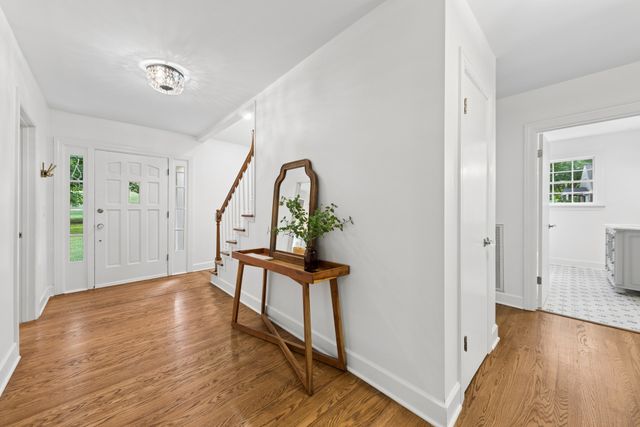 4025 Lealand Ln, Nashville, TN 37204