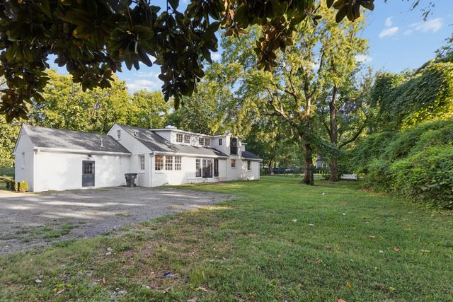 4025 Lealand Ln, Nashville, TN 37204