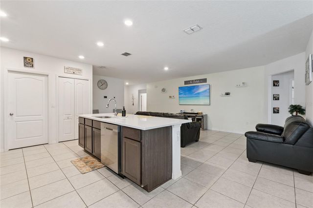 15280 WHITE TAIL LOOP, Mascotte, FL 34753
