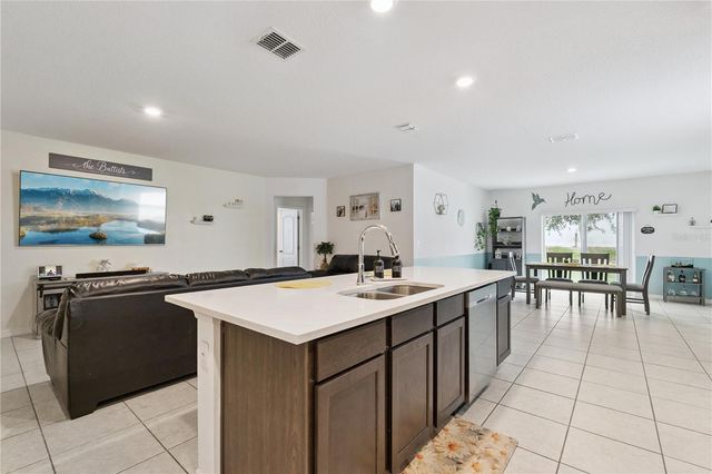15280 WHITE TAIL LOOP, Mascotte, FL 34753