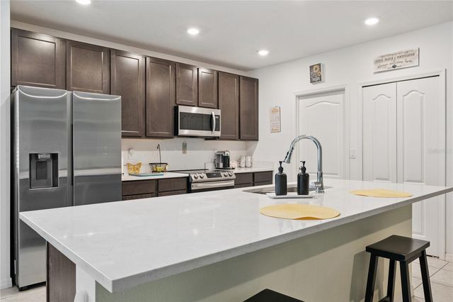 15280 WHITE TAIL LOOP, Mascotte, FL 34753