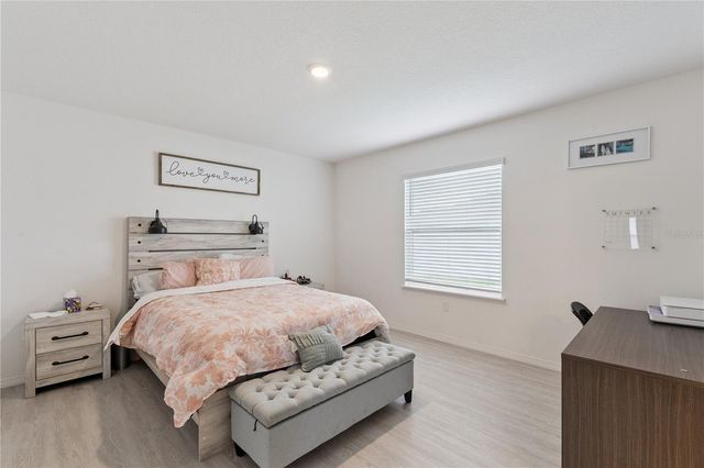 15280 WHITE TAIL LOOP, Mascotte, FL 34753