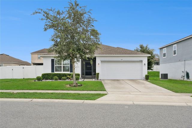 15280 WHITE TAIL LOOP, Mascotte, FL 34753