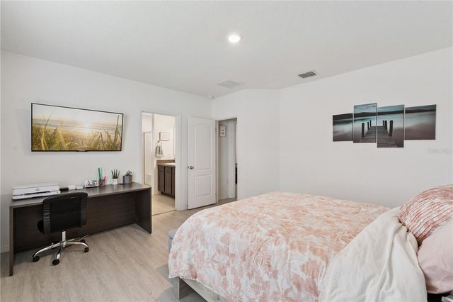 15280 WHITE TAIL LOOP, Mascotte, FL 34753