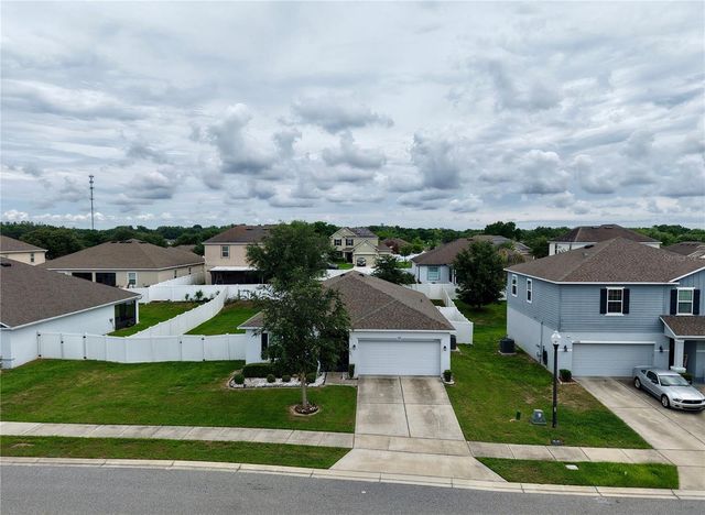 15280 WHITE TAIL LOOP, Mascotte, FL 34753