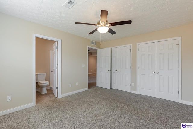 307 Breckinridge Circle, Vine Grove, KY 40175