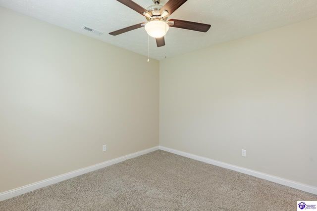 307 Breckinridge Circle, Vine Grove, KY 40175